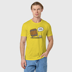 Футболка хлопковая мужская Drink my piss, цвет: желтый — фото 2