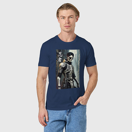 Мужская футболка Кибер-ниндзя - иероглифы / Тёмно-синий – фото 3