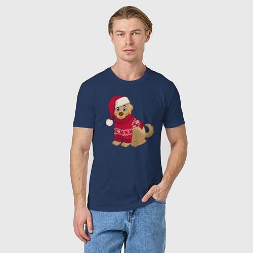 Мужская футболка Собачка в новогоднем свитере / Тёмно-синий – фото 3
