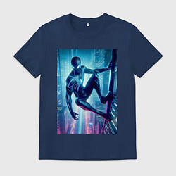 Мужская футболка Чувак-паук висит на стене небоскрёба