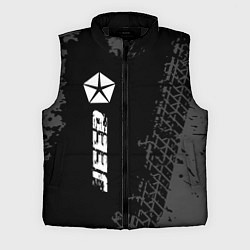 Мужской жилет Jeep speed на темном фоне со следами шин по-вертик