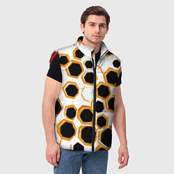 Мужской жилет Чёрно-жёлтые шестиугольники на белом фоне, цвет: 3D-красный — фото 2