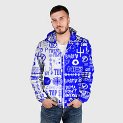 Ветровка с капюшоном мужская Twenty one pilots лого, цвет: 3D-белый — фото 2