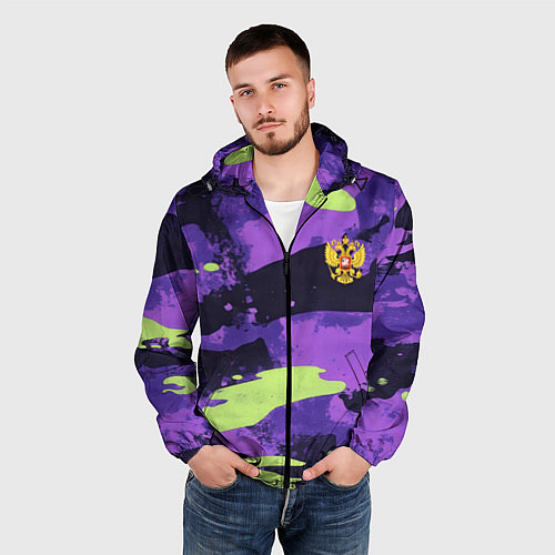 Мужская ветровка Герб РФ на фиолетовом камуфляже / 3D-Черный – фото 3
