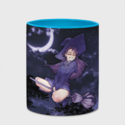 Кружка 3D Веселая ведьма летит на метле, цвет: 3D-белый + небесно-голубой — фото 2