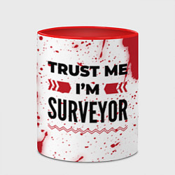 Кружка 3D Trust me Im surveyor white, цвет: 3D-белый + красный — фото 2
