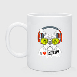 Кружка керамическая Бульдог в наушниках и очках, цвет: белый