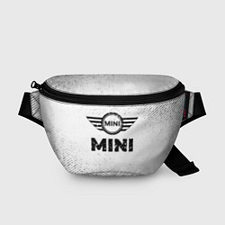 Поясная сумка Mini с потертостями на светлом фоне