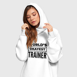 Женское худи-платье The worlds okayest trainer, цвет: белый — фото 2