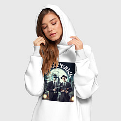 Женское худи-платье Гангстеры Морти и Рик - портрет на фоне луны, цвет: белый — фото 2