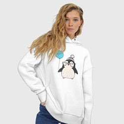 Толстовка оверсайз женская Пингвин-мальчик с шариком, цвет: белый — фото 2