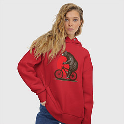 Толстовка оверсайз женская Медведь на велосиеде, цвет: красный — фото 2