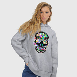 Толстовка оверсайз женская Чёрный мексиканский череп с разноцветными цветами, цвет: меланж — фото 2