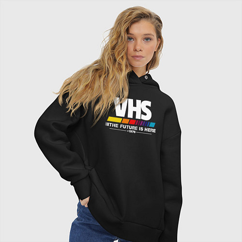 Женское худи оверсайз VHS retro 1976 / Черный – фото 3