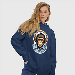 Толстовка оверсайз женская Портрет обезьяны в наушниках, цвет: тёмно-синий — фото 2