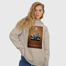Толстовка оверсайз женская Mercedes-benz автомобиль, цвет: миндальный — фото 2