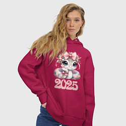 Толстовка оверсайз женская Милая змейка - 2025, цвет: маджента — фото 2