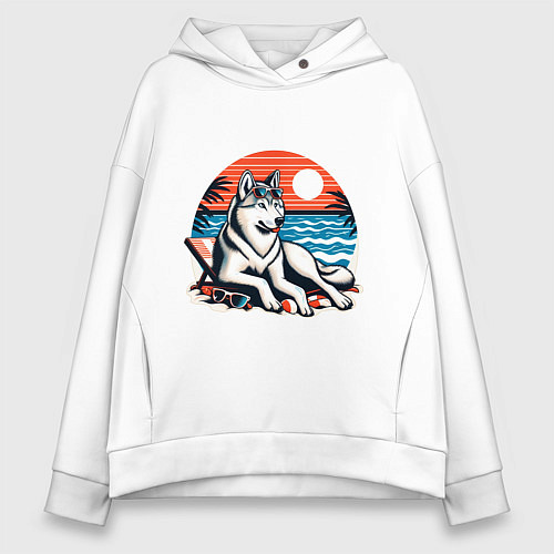 Женское худи оверсайз Хаски отдыхает на пляже / Белый – фото 1