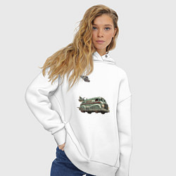 Толстовка оверсайз женская Ретрофутуристический летающий грузовик Хлеб, цвет: белый — фото 2