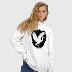 Толстовка оверсайз женская Аист на черном щите, цвет: белый — фото 2