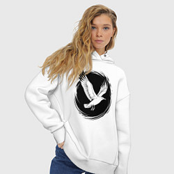 Толстовка оверсайз женская Чайка в черном круге, цвет: белый — фото 2