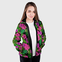 Куртка с капюшоном женская Тропические листья и цветы на черном фоне, цвет: 3D-черный — фото 2