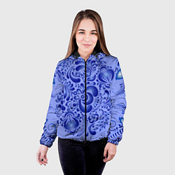 Куртка с капюшоном женская Узоры гжель на сиреневом фоне, цвет: 3D-черный — фото 2