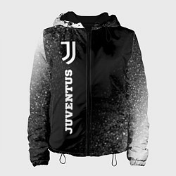 Женская куртка Juventus sport на темном фоне по-вертикали
