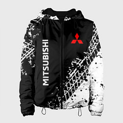 Женская куртка Митсубиши: следы от шин