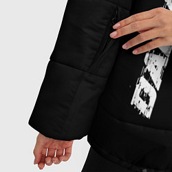 Куртка зимняя женская Daewoo speed на темном фоне со следами шин: надпис, цвет: 3D-черный — фото 2