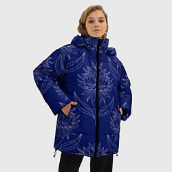 Куртка зимняя женская Лайнарт лотосы на синем - паттерн, цвет: 3D-черный — фото 2
