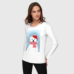 Лонгслив хлопковый женский Мультяшный белый медведь в красной шапке с шарфом, цвет: белый — фото 2