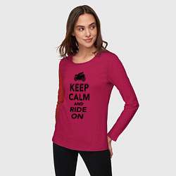 Лонгслив хлопковый женский Keep calm and ride on, цвет: маджента — фото 2