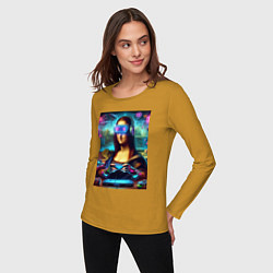Лонгслив хлопковый женский Mona Lisa is an avid gamer - cyberpunk, цвет: горчичный — фото 2