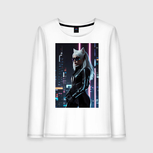 Женский лонгслив Девушка с кошачьими ушами стоит на фоне небоскребо / Белый – фото 1