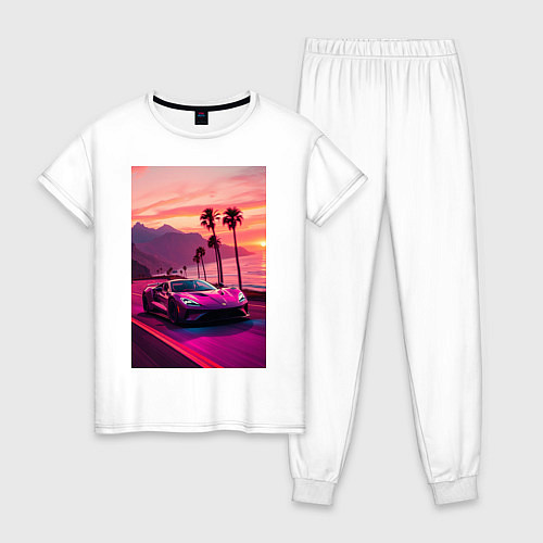 Женская пижама Суперкар едет около океана / Белый – фото 1