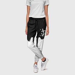 Брюки женские Doom logo жидкие краски, цвет: 3D-принт — фото 2