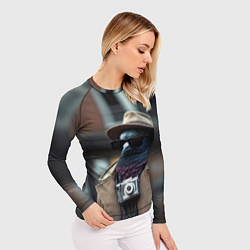 Рашгард женский Голубь шпион с ретро фотокамерой, цвет: 3D-принт — фото 2