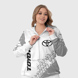 Женский 3D-костюм Toyota speed на светлом фоне со следами шин: надпи, цвет: 3D-белый — фото 2