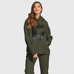 Женский костюм оверсайз The Beatles: Mono Abbey Road, цвет: хаки — фото 2