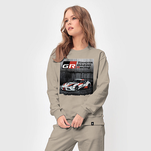 Женский костюм Toyota Gazoo Racing Team / Миндальный – фото 3