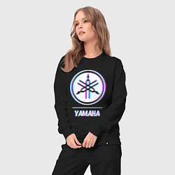 Костюм хлопковый женский Значок Yamaha в стиле glitch, цвет: черный — фото 2