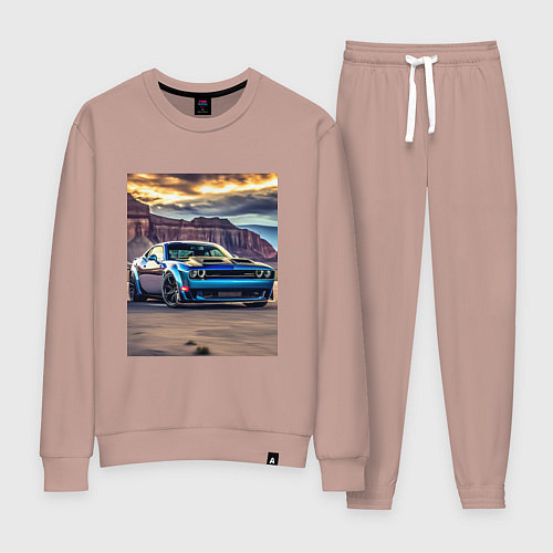 Женский костюм Авто Додж Челленджер / Пыльно-розовый – фото 1