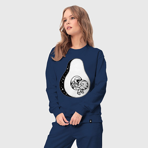 Женский костюм Космонавт и авокадо / Тёмно-синий – фото 3