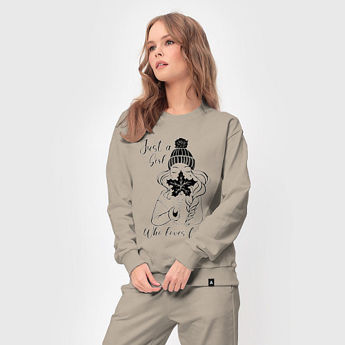 Женский костюм Just a girl, who loves fall / Миндальный – фото 3