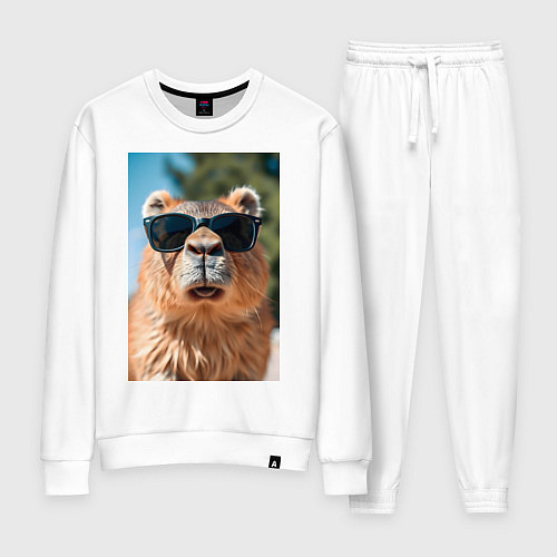 Женский костюм Модная капибара в очках / Белый – фото 1