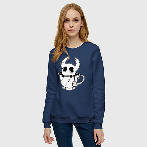 Женский свитшот Hollow Knight рыцарь в чашке / Тёмно-синий – фото 3