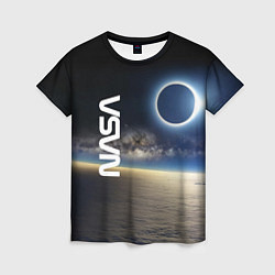 Женская футболка Солнечное затмение в открытом космосе
