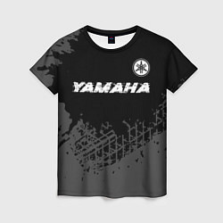 Женская футболка Yamaha speed на темном фоне со следами шин: символ