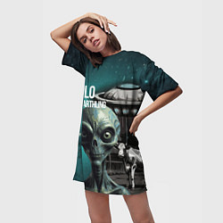 Футболка женская длинная Инопланетянин на фоне космоса и летающей тарелки, цвет: 3D-принт — фото 2